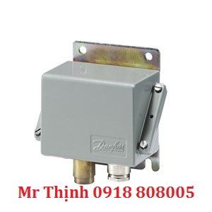 cong-tac-dieu-khien-ap-suat-kp1a-c-n-060-500566