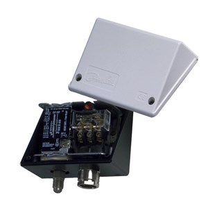 phu-tung-danfoss-dung-cho-kp-single-ip55-enclosure-c-n-060-033066